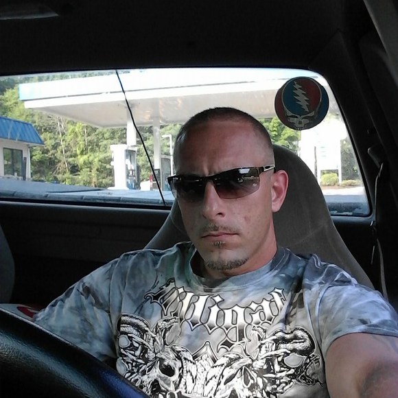 Meet your Posher, Sean - Picture 1 of 1